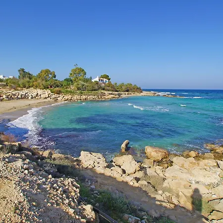 Hera * Protaras